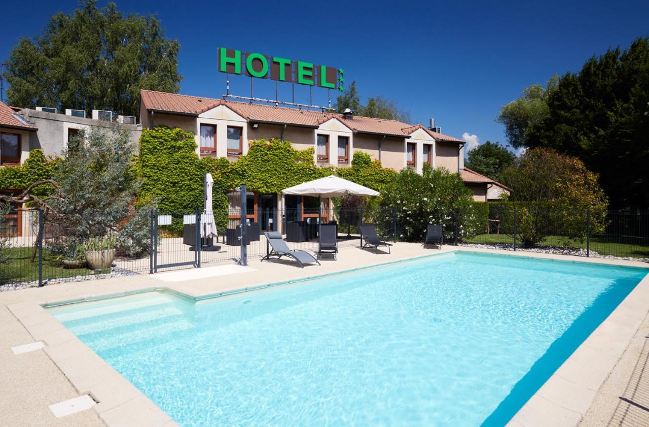 Logis Des Trois Massifs Hotel Claix  Bagian luar foto